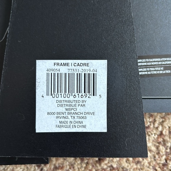 Multi-Picture Frame, New - Picture 3 of 3